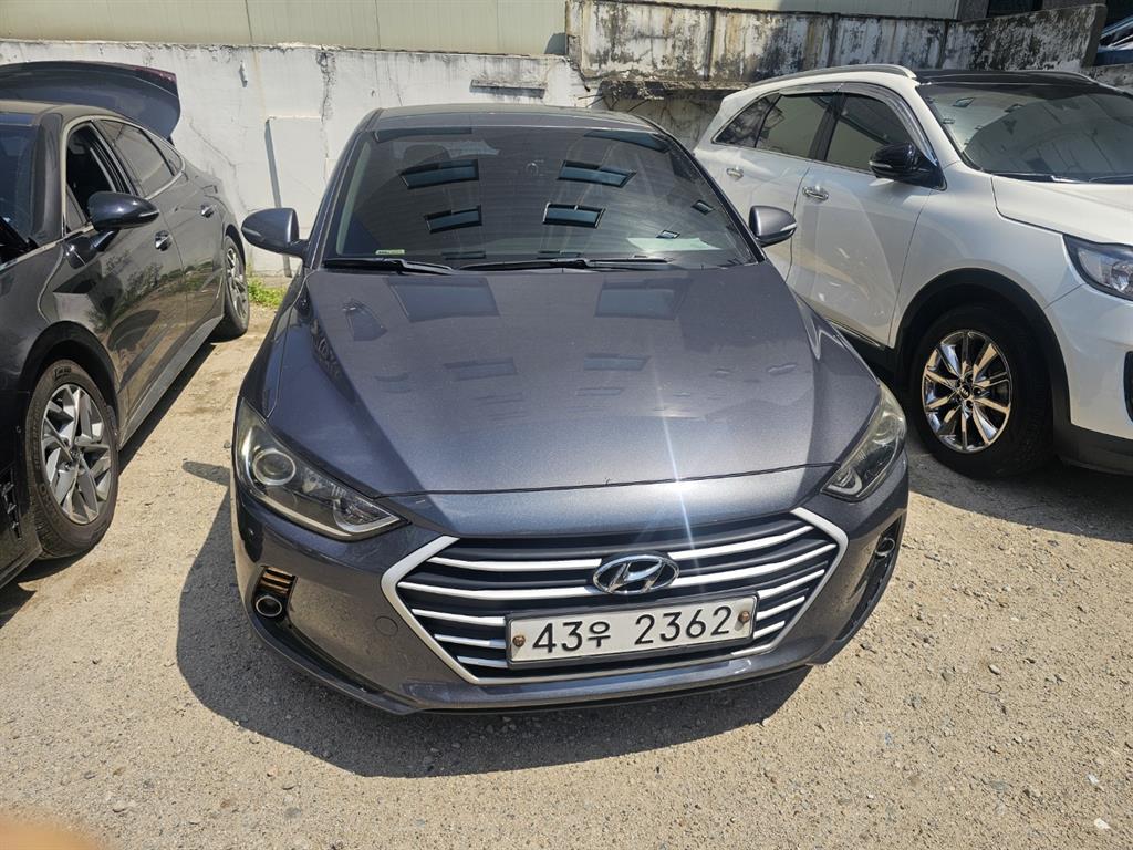 HYUNDAI Avante 2017 Gris - Importación desde Corea - HF Imports Iquique - Foto 1