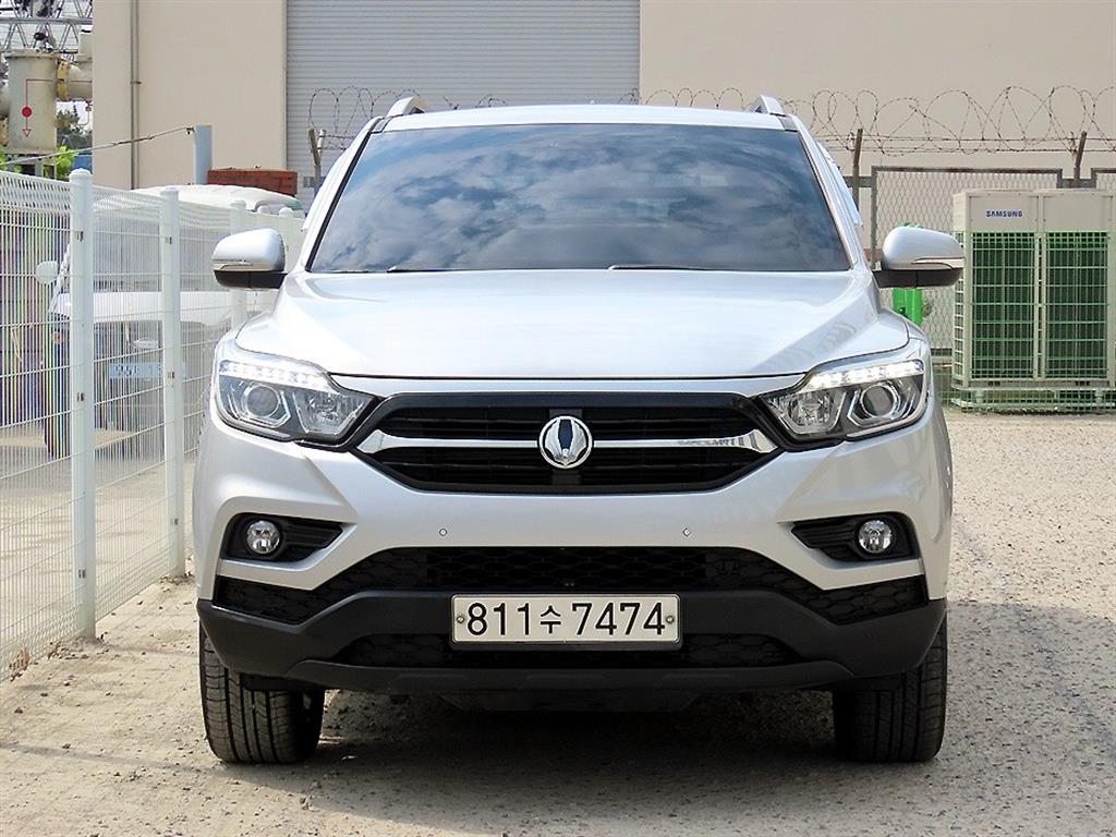 Ssangyong Rexton 2018 Plateado - Importación desde Corea - HF Imports Iquique - Foto 1