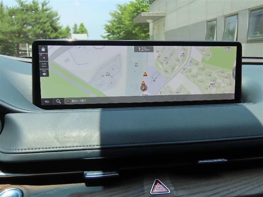 Genesis G80 - Vista 10