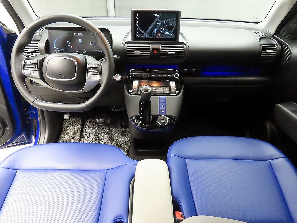 HYUNDAI Casper - Vista 9
