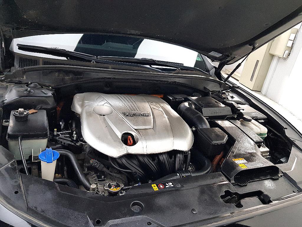 HYUNDAI Grandeur - Vista 8