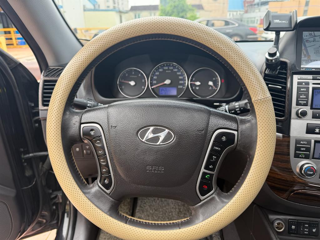HYUNDAI Santa Fe 2011 Negro - Importación desde Corea - HF Imports Iquique - Foto 16