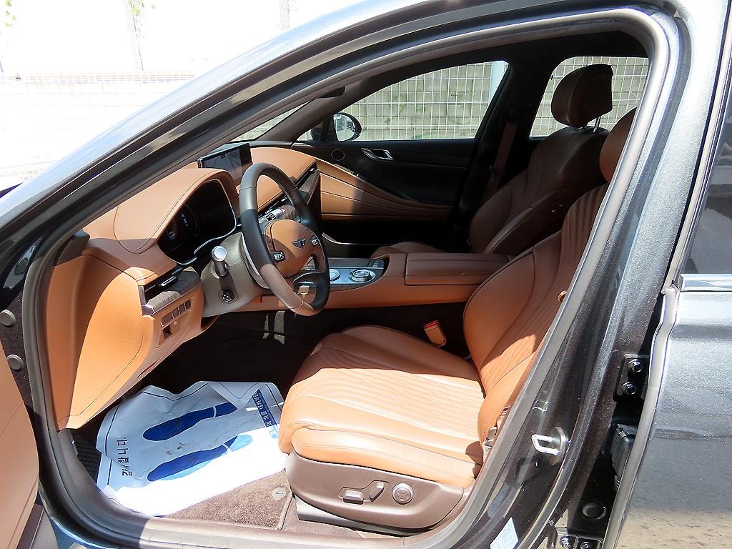 Genesis G80 - Vista 7