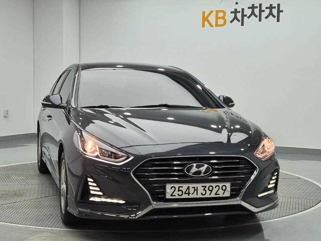 HYUNDAI Sonata - Vista 6