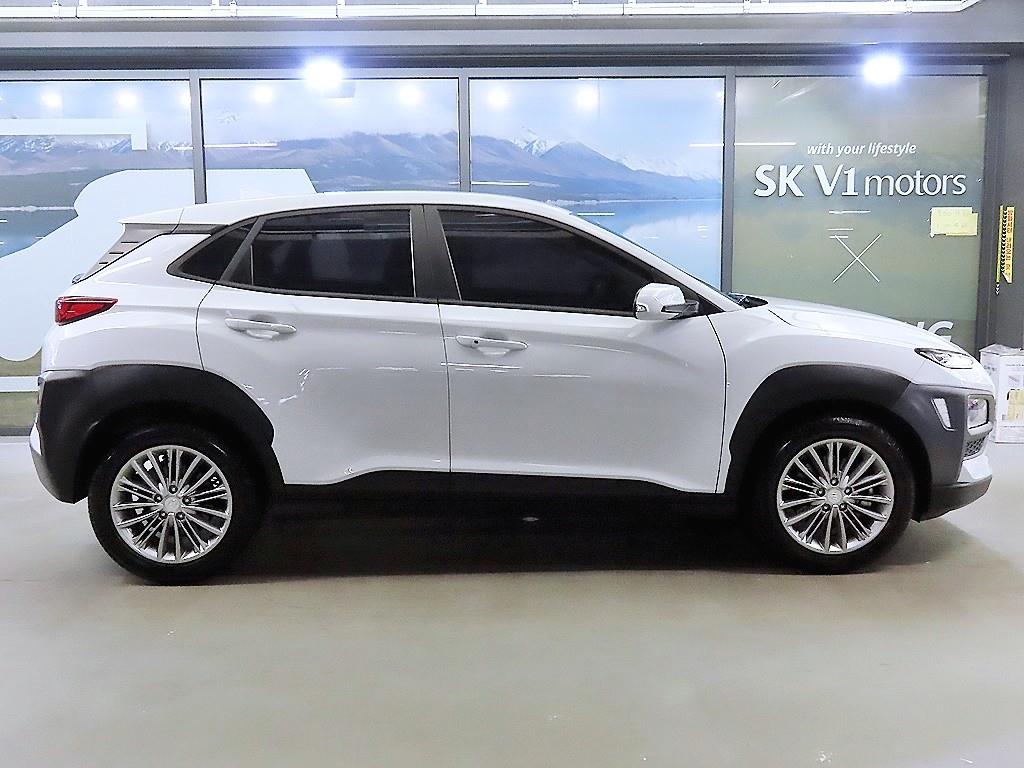 HYUNDAI Kona - Vista 3