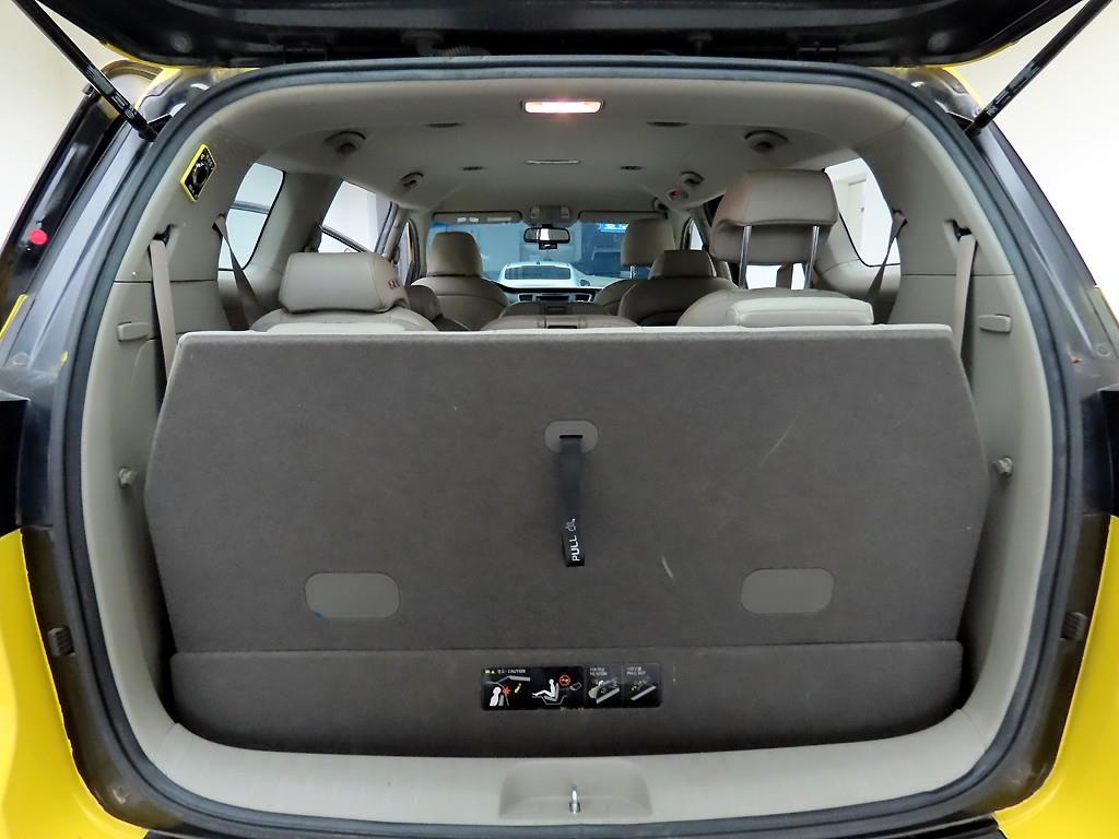 KIA Carnival - Vista 7