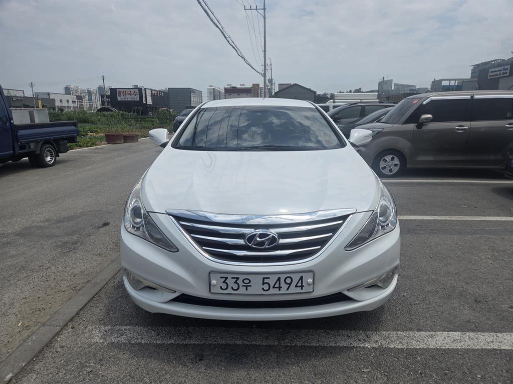 HYUNDAI Sonata - Vista 2