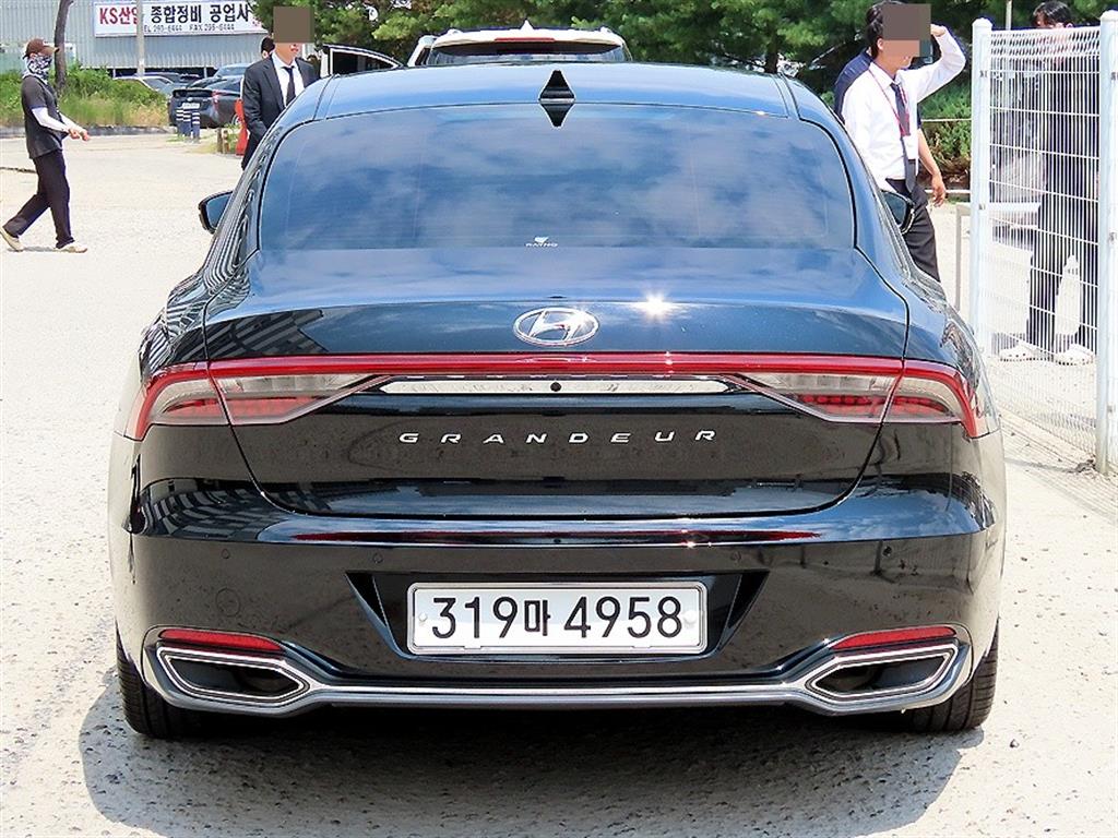 HYUNDAI Grandeur - Vista 6