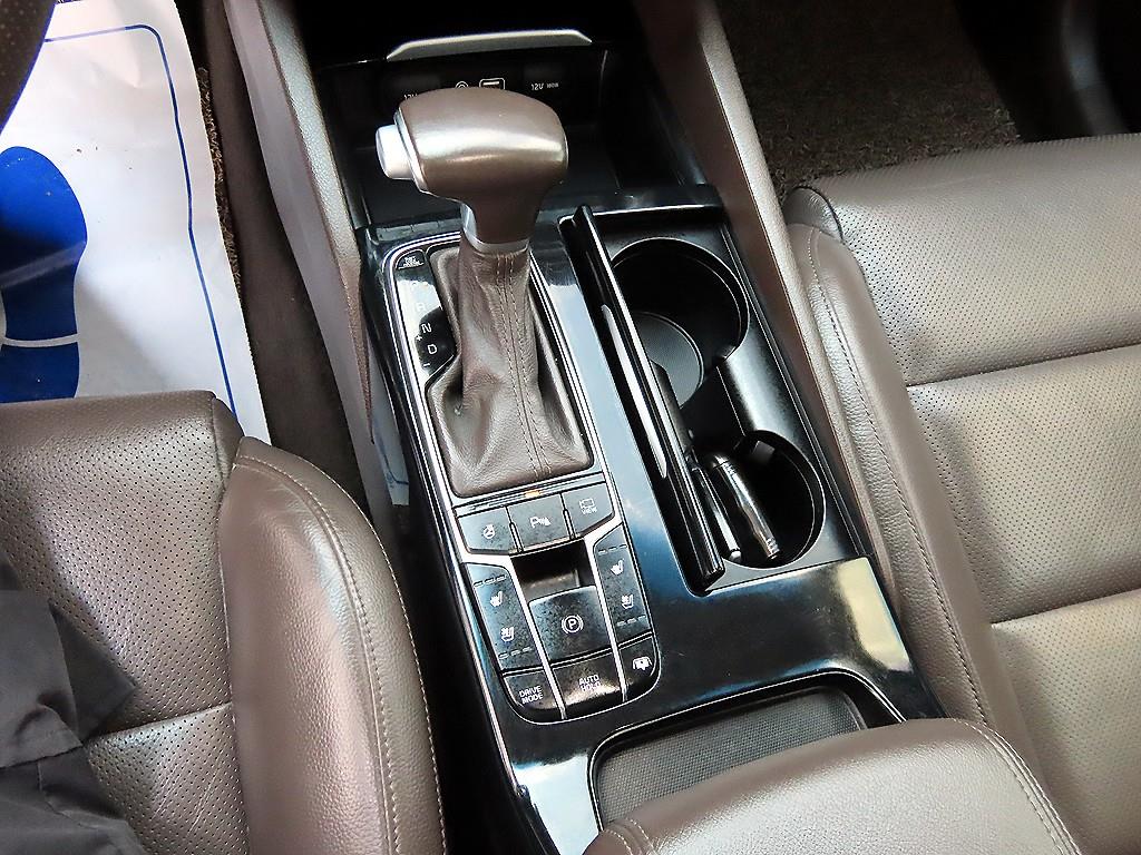 KIA K7 2018 Blanco - Importación desde Corea - HF Imports Iquique - Foto 13