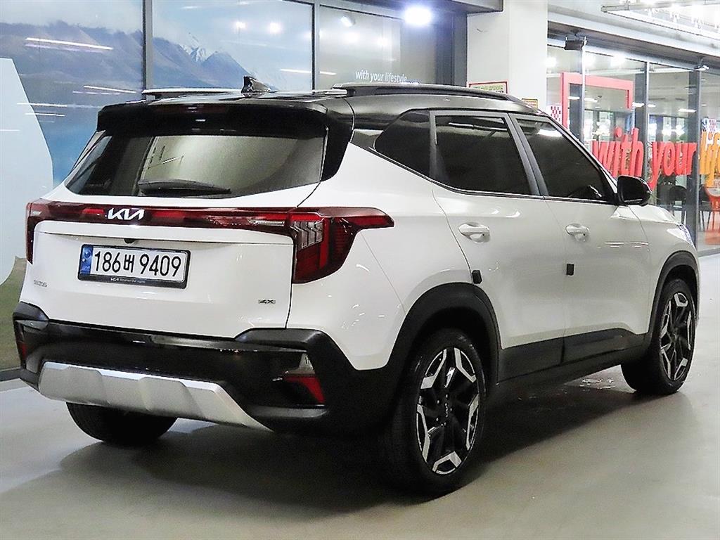 KIA Seltos - Vista 6