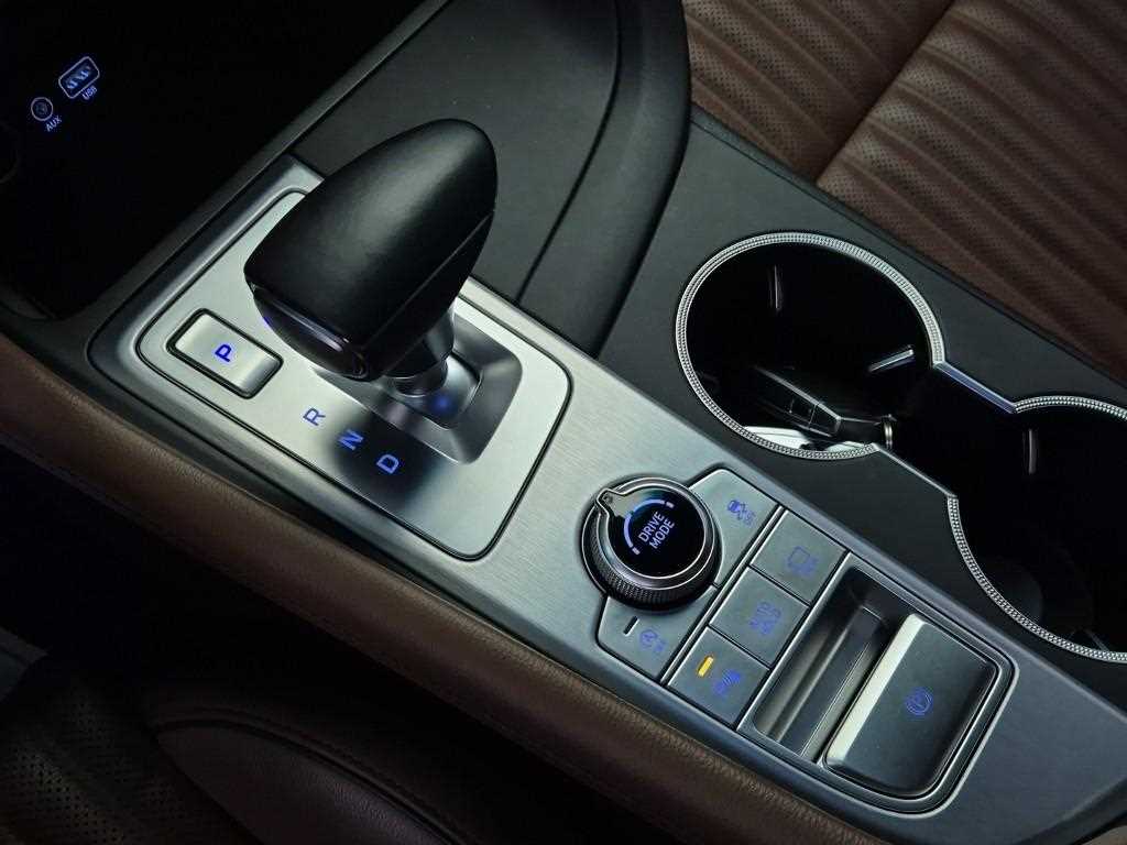 Genesis G70 - Vista 10