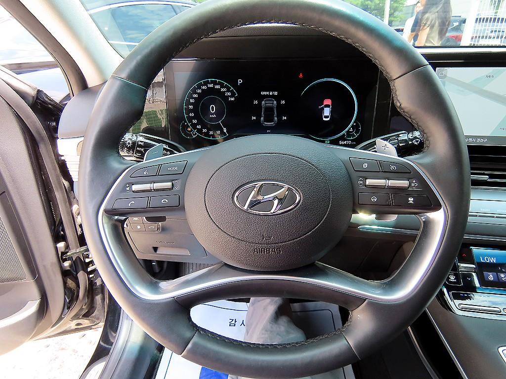 HYUNDAI Grandeur - Vista 10