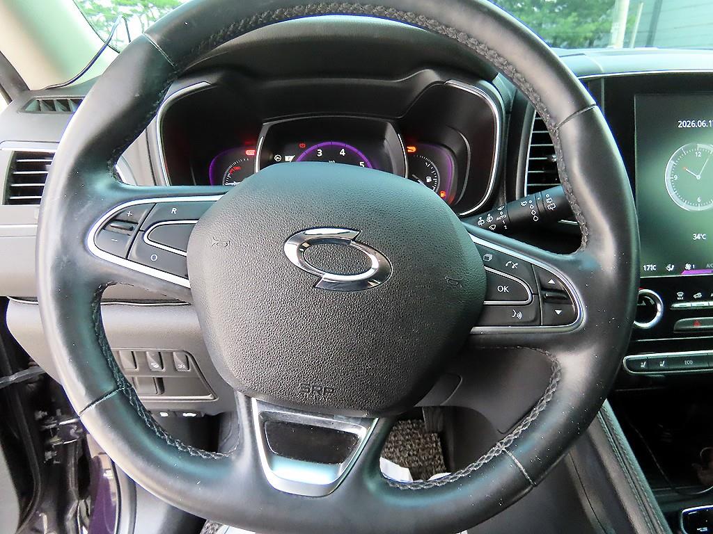 SAMSUNG QM6 - Vista 10
