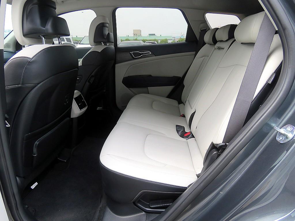 KIA Sportage - Vista 8