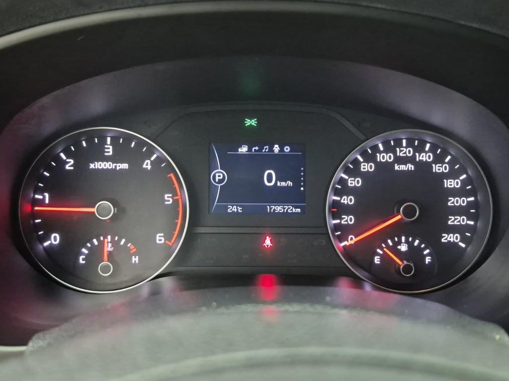KIA Sportage - Vista 9
