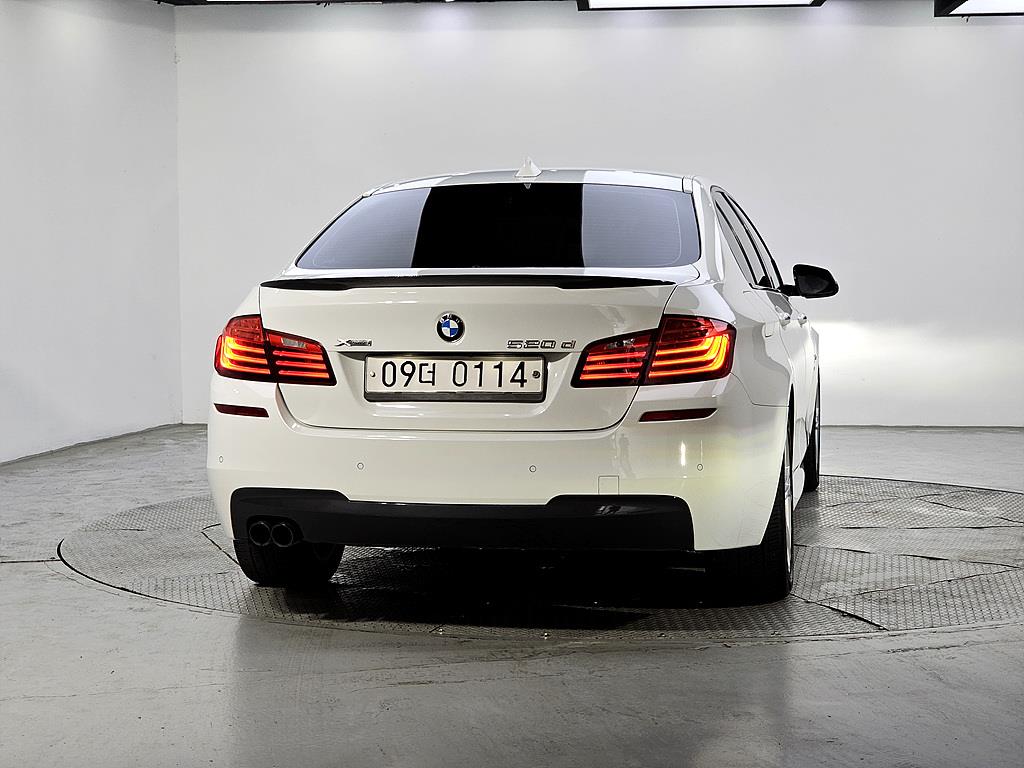 BMW 5 Series - Vista 3