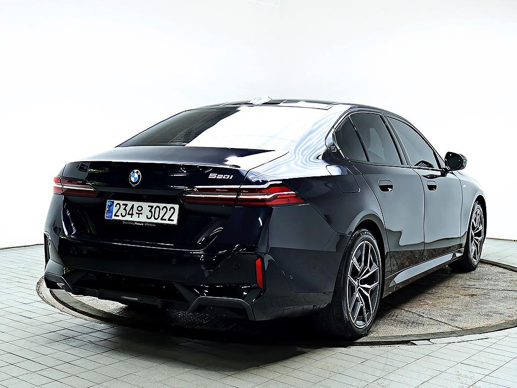 BMW 5 Series - Vista 6
