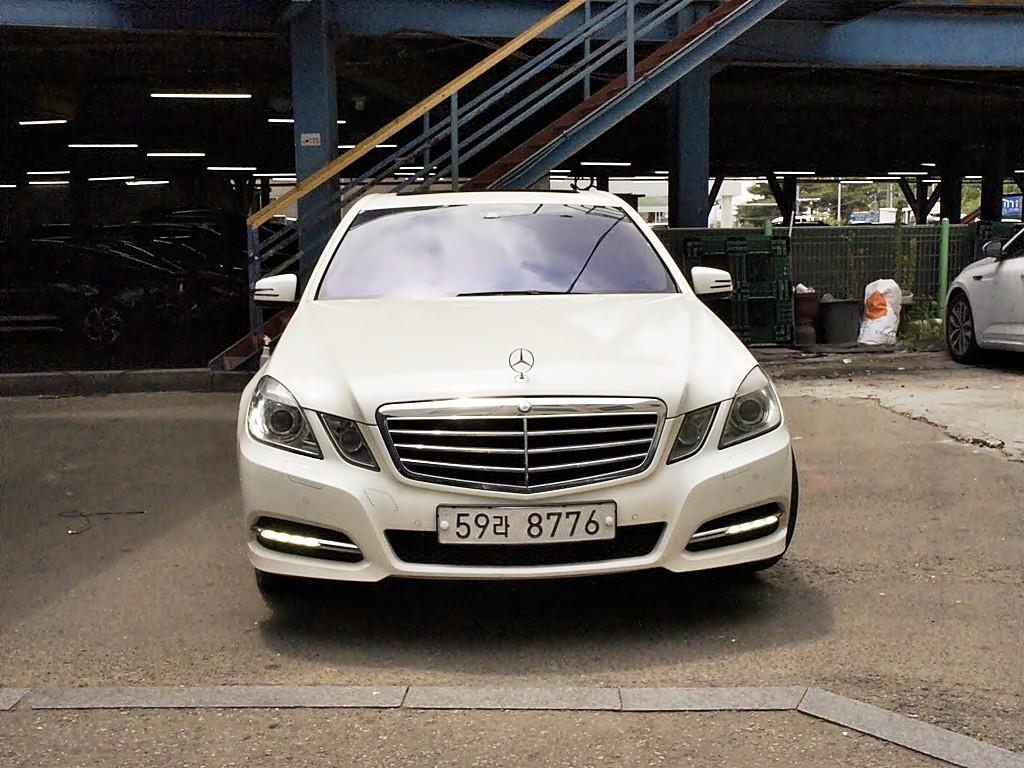 Mercedes Benz E class 2012 Blanco - Importación desde Corea - HF Imports Iquique - Foto 1