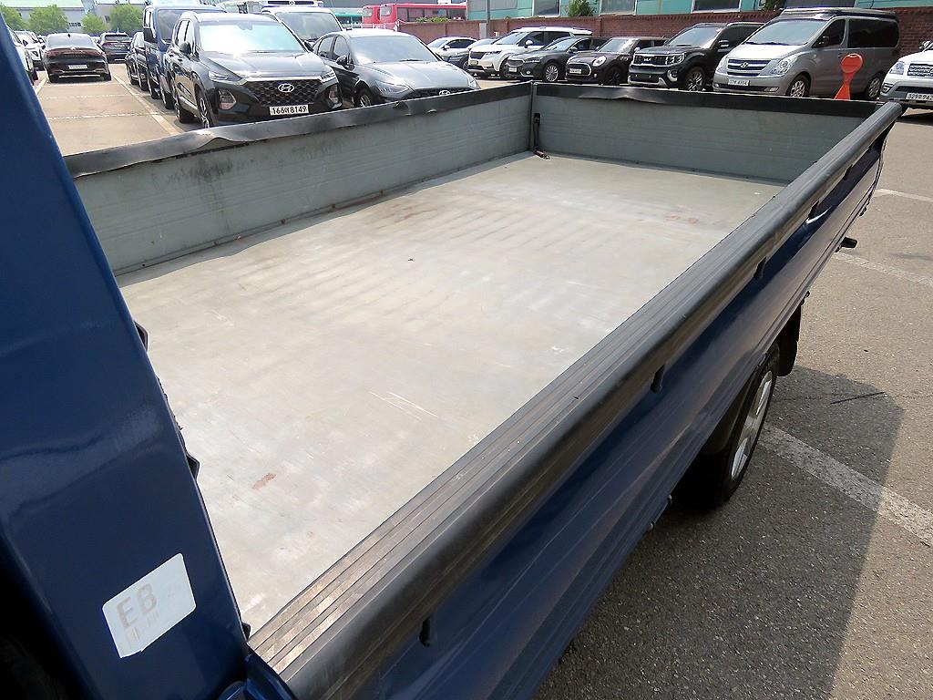 Small Truck Cargo (small) - Vista 8