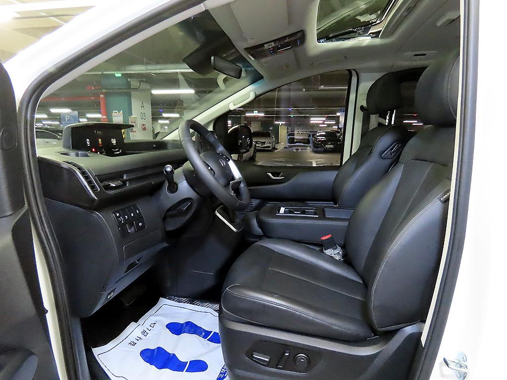 HYUNDAI Staria - Vista 6