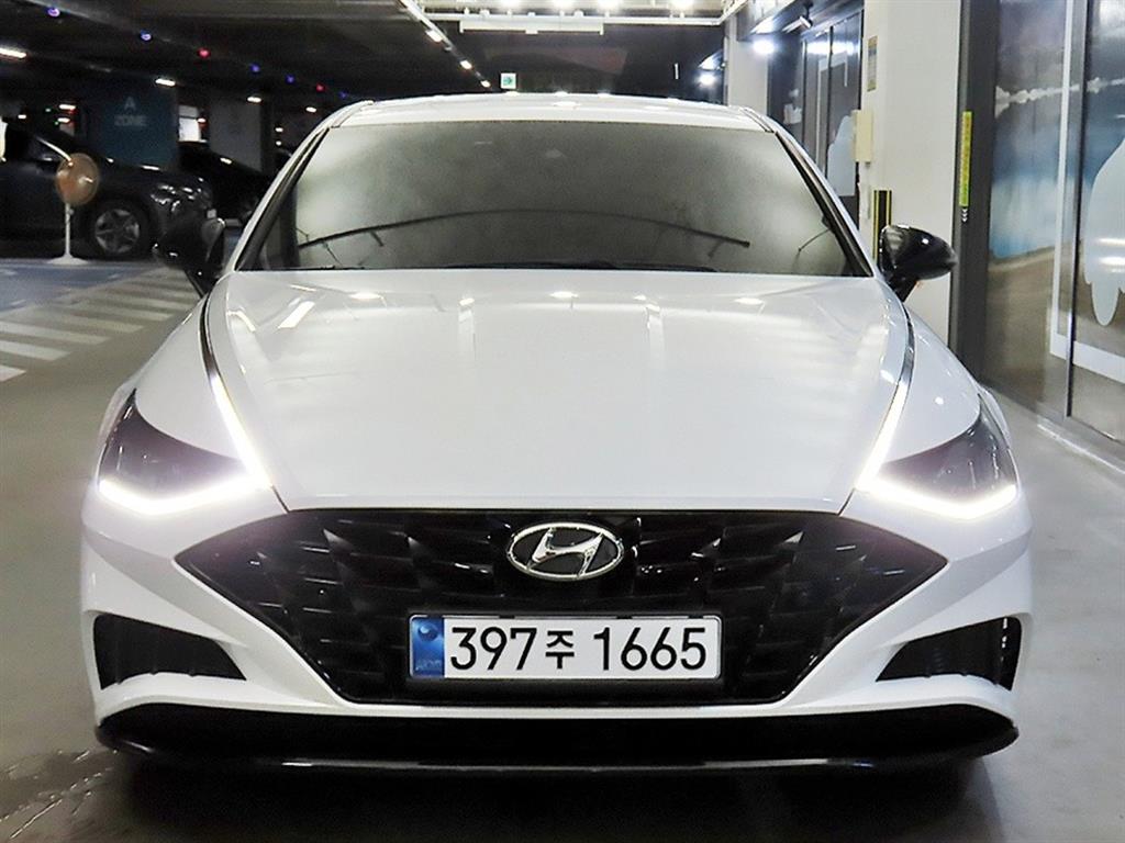 HYUNDAI Sonata - Vista 2