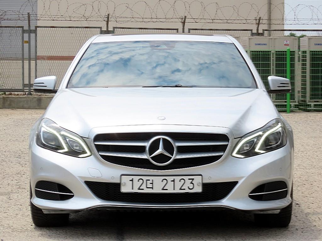 Mercedes Benz E class 2013 Plateado - Importación desde Corea - HF Imports Iquique - Foto 1
