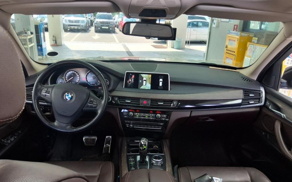 BMW X5 - Vista 12