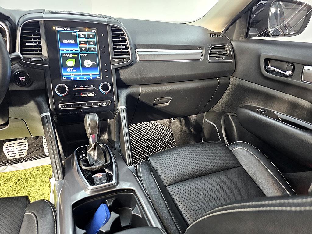 SAMSUNG QM6 - Vista 12