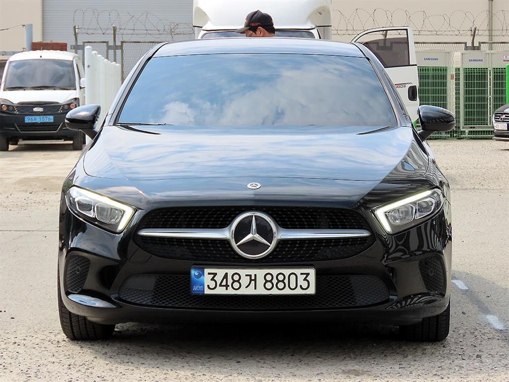 Mercedes Benz A Class 2020 Negro - Importación desde Corea - HF Imports Iquique - Foto 1