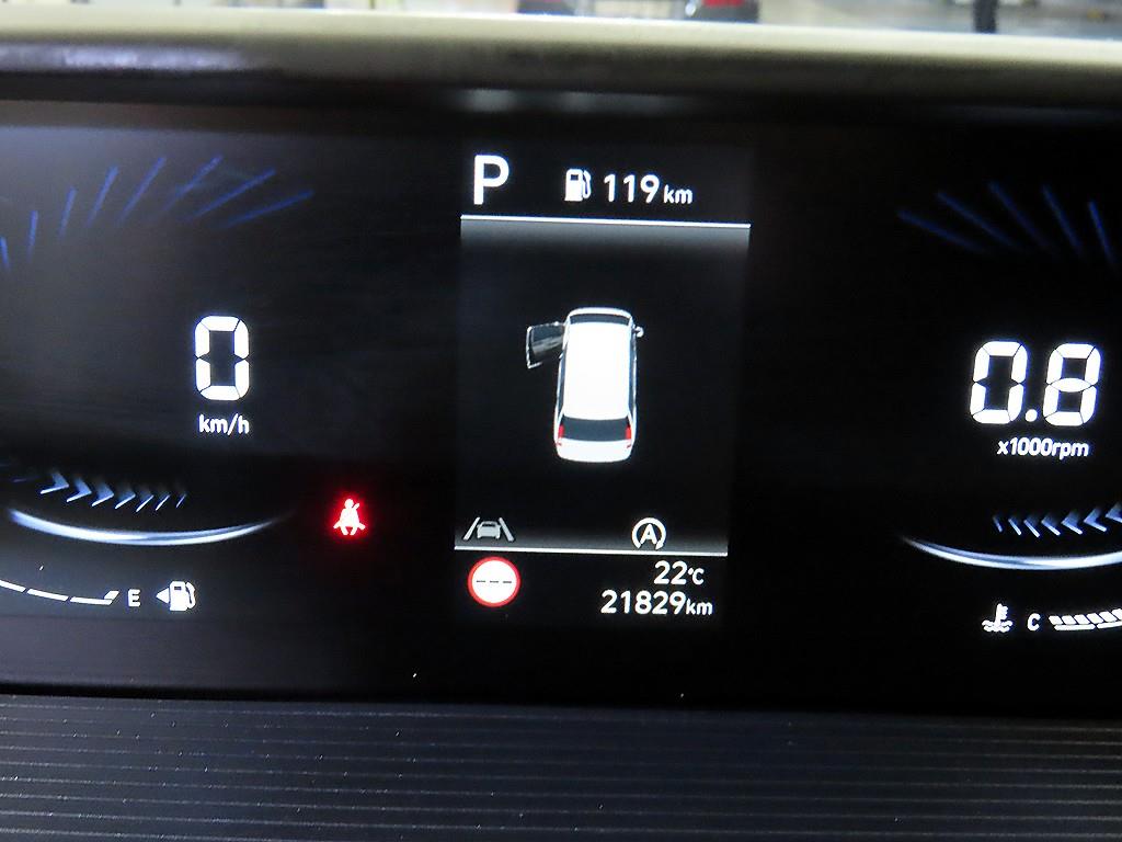 HYUNDAI Staria - Vista 9