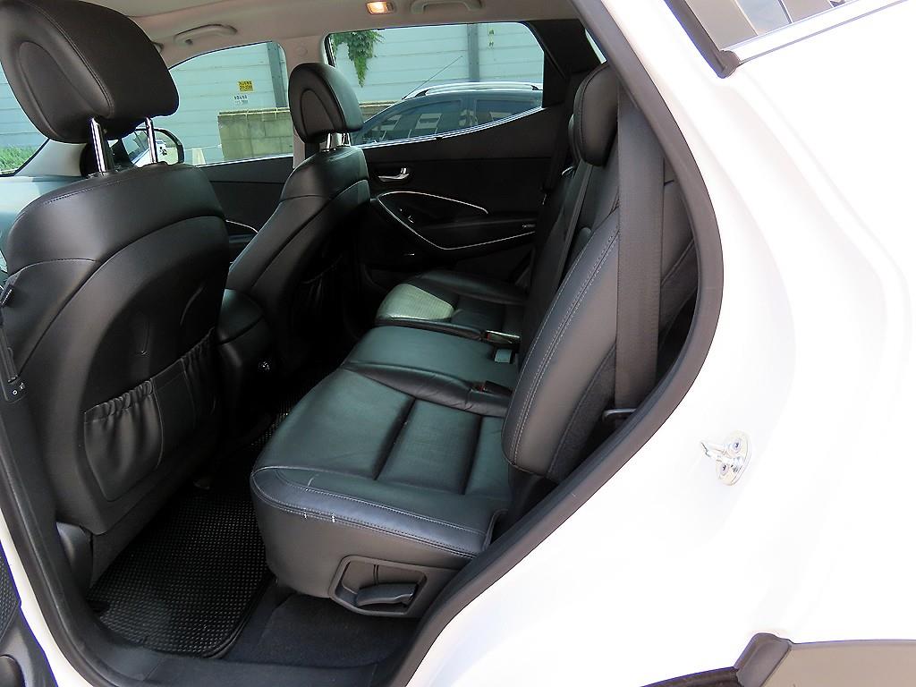 HYUNDAI Santa Fe - Vista 8