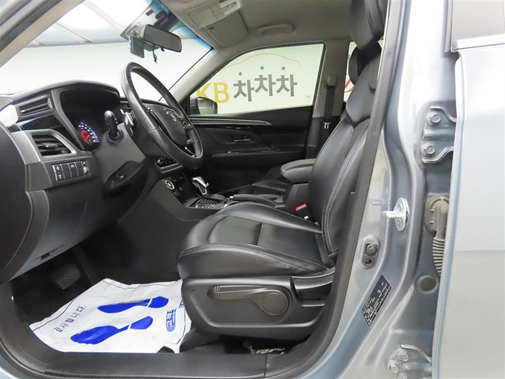 Ssangyong Korando - Vista 7