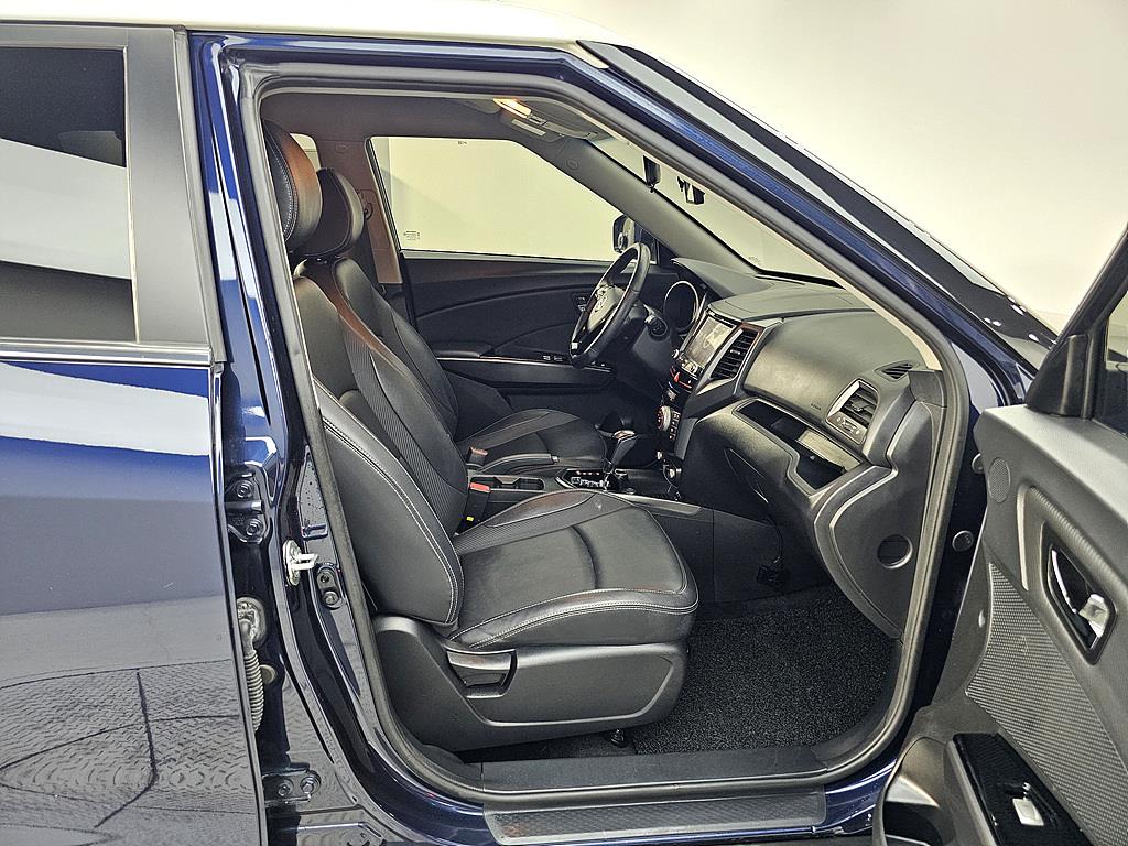 Ssangyong Tivoli - Vista 10