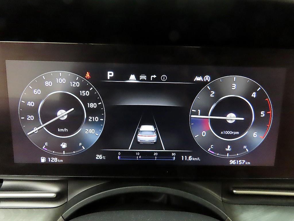 KIA Carnival - Vista 8