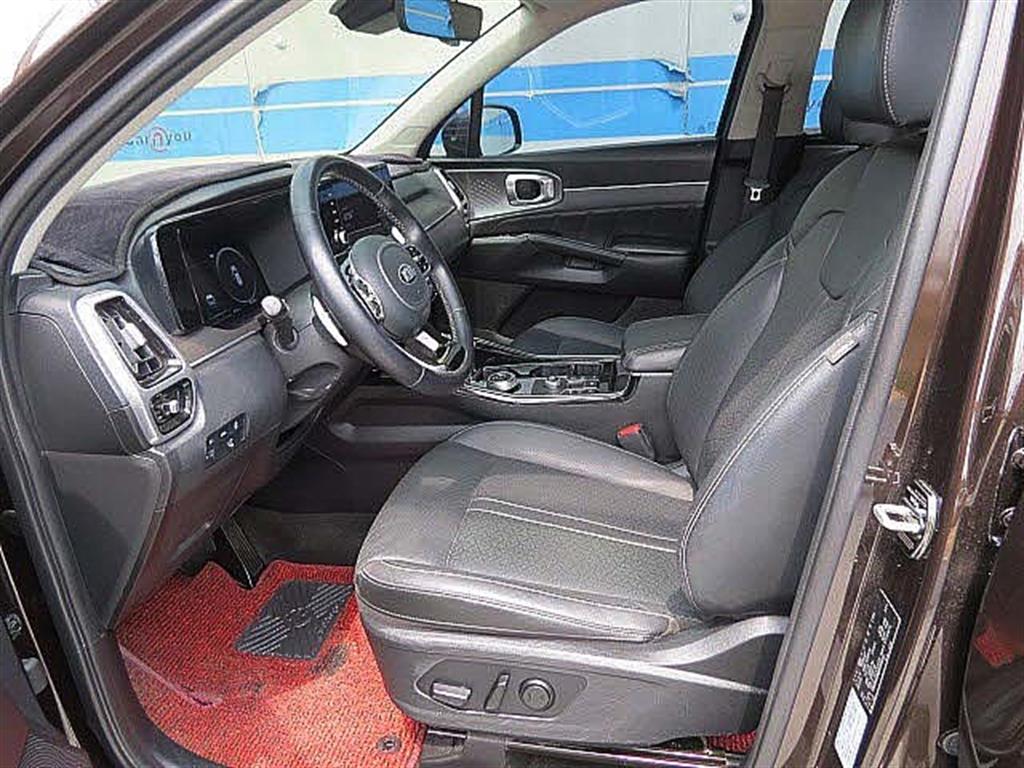 KIA Sorento - Vista 8
