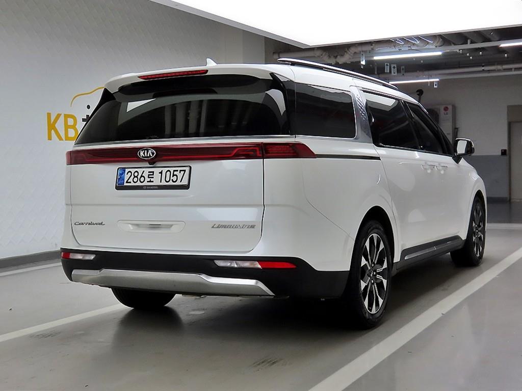 KIA Carnival - Vista 6