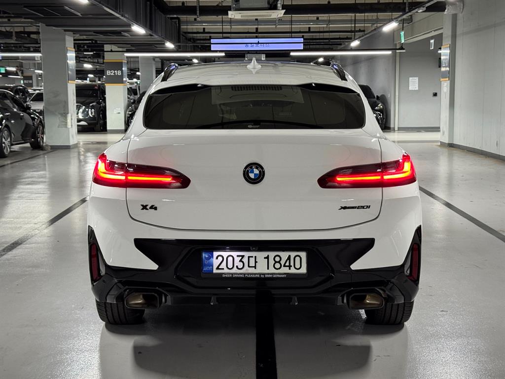 BMW X4 - Vista 3