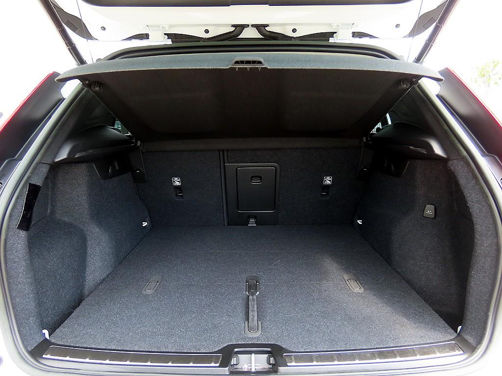 Volvo XC40 2022 - Importación desde Corea - HF Imports Iquique - Foto 19