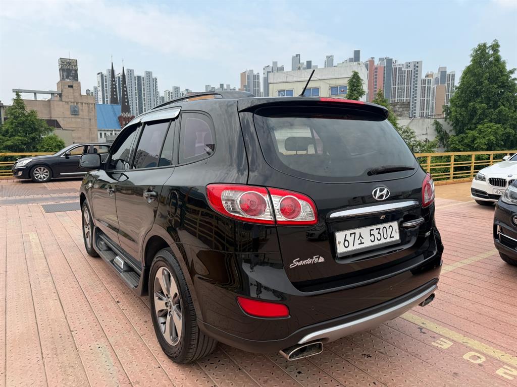 HYUNDAI Santa Fe - Vista 2