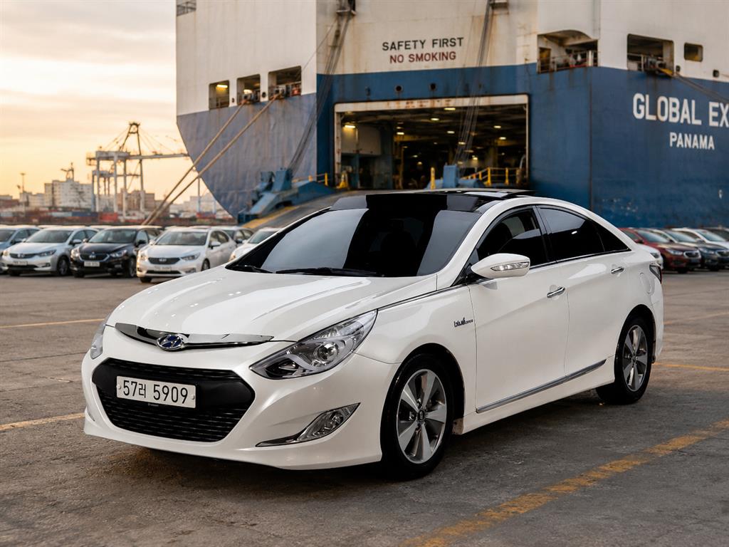 HYUNDAI Sonata 2012 Blanco - Importación desde Corea - HF Imports Iquique - Foto 1