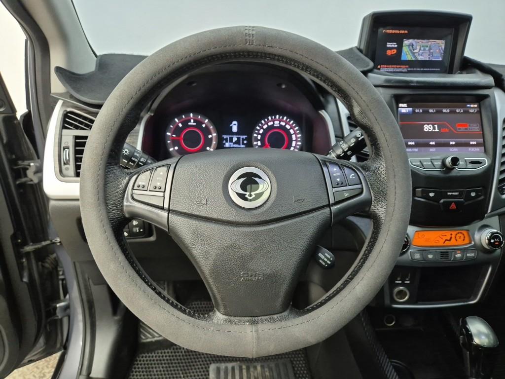 Ssangyong Korando - Vista 11