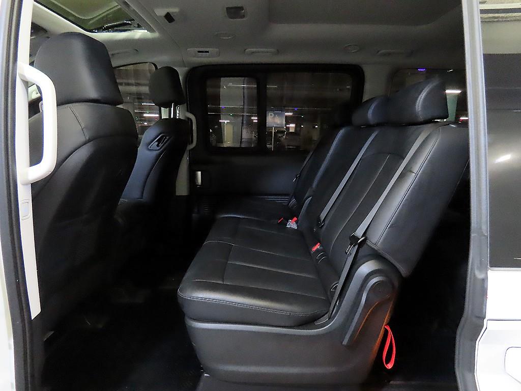 HYUNDAI Staria - Vista 7