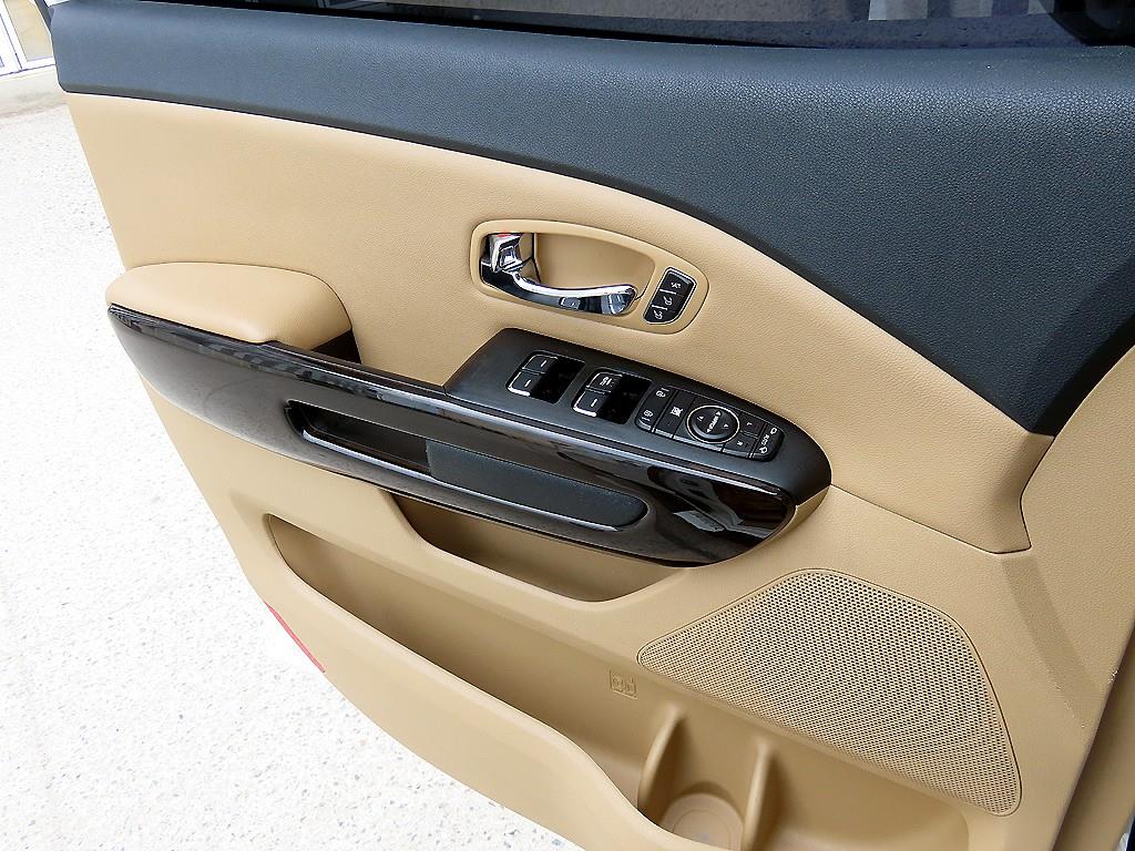 KIA Carnival 2018 Blanco - Importación desde Corea - HF Imports Iquique - Foto 14
