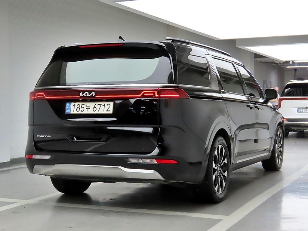 KIA Carnival - Vista 6
