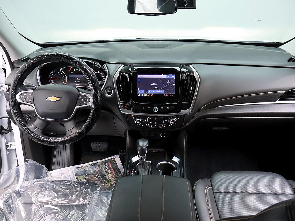 Chevrolet Travers - Vista 7