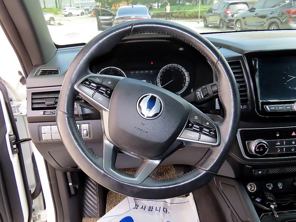 Ssangyong Rexton - Vista 10