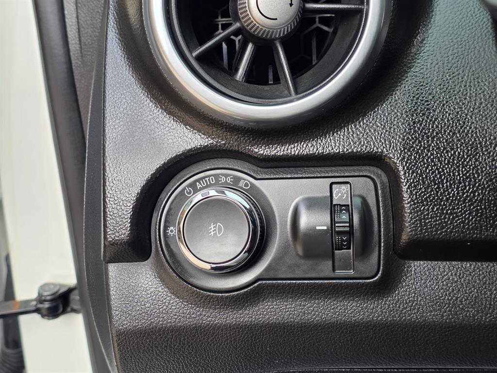 Chevrolet Trax 2015 Blanco - Importación desde Corea - HF Imports Iquique - Foto 20