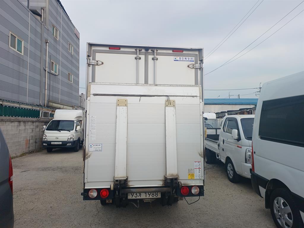 Small Truck Top_Integrated Top Powergate - Vista 3
