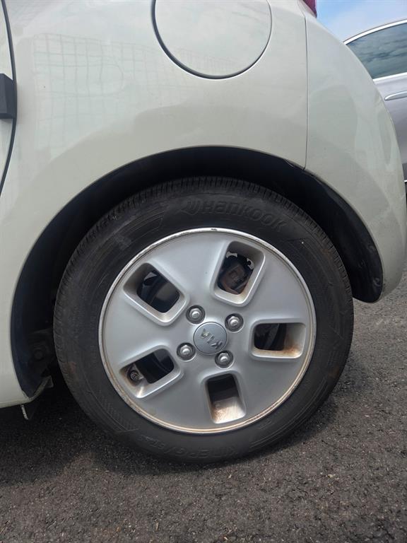 KIA Ray - Vista 10