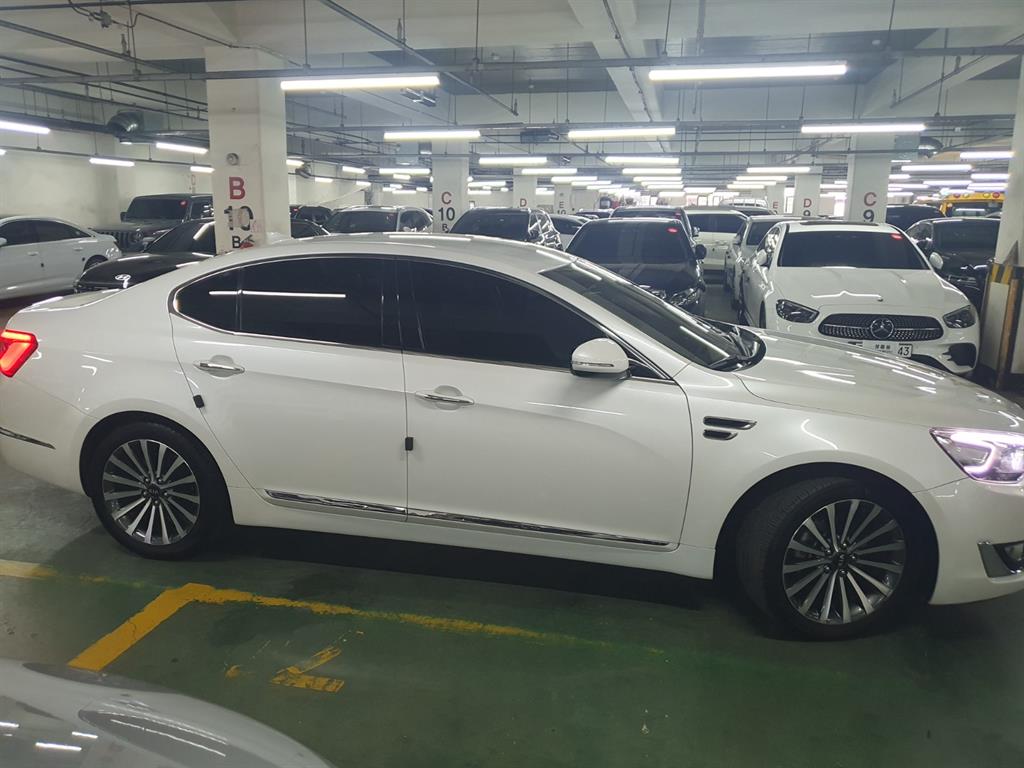 KIA K7 - Vista 7